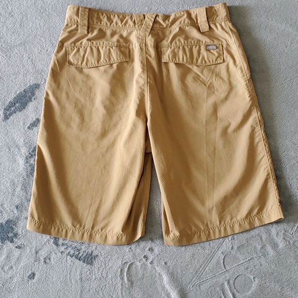 The North Face boy shorts - Picture 4 of 5